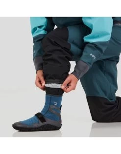 NRS Combinaison Étanche Axiom Femme 11 NRS Combinaison Étanche Axiom Femme -Nautiques Sports Magasin nrs nrs combinaison etanche axiom femme 2