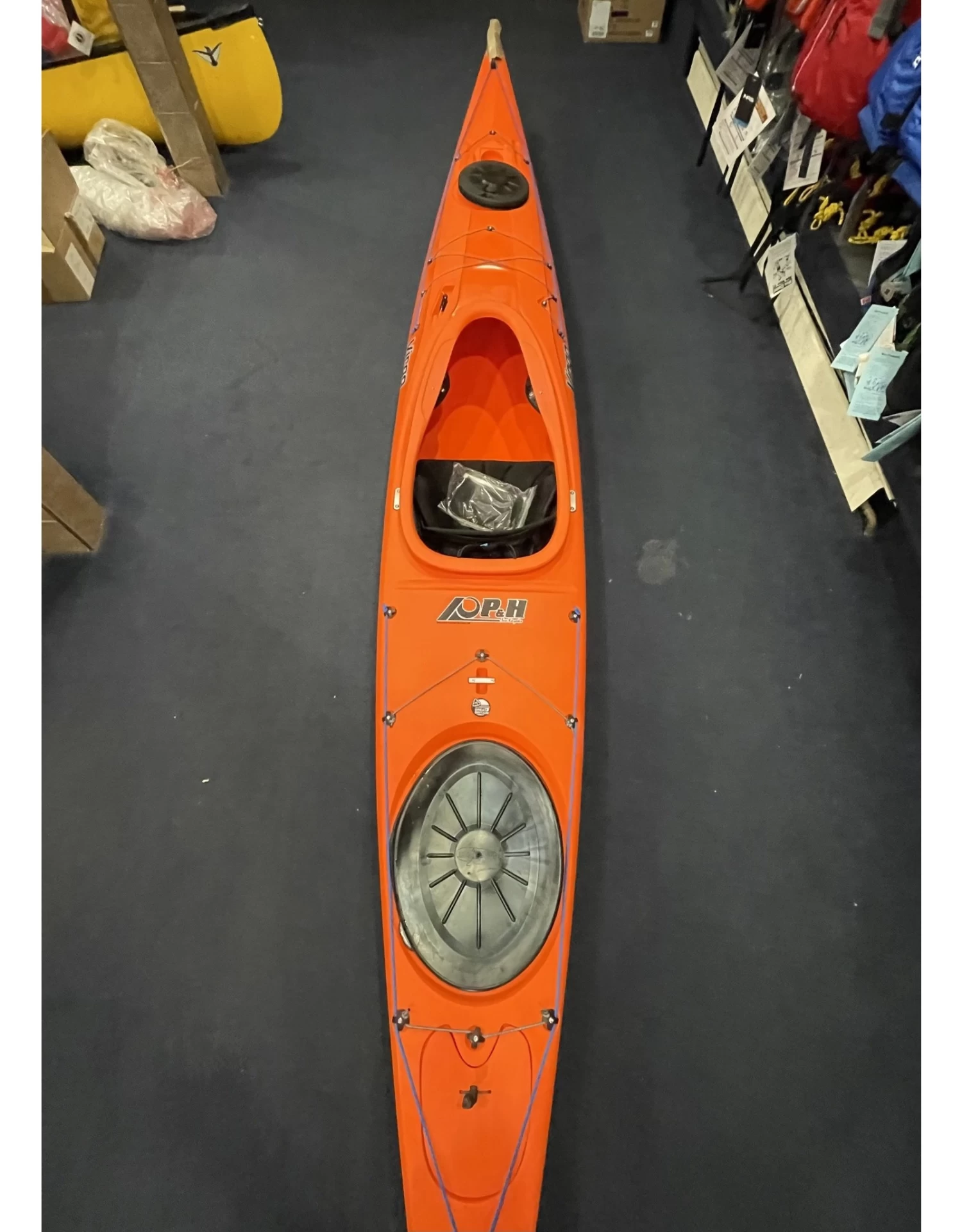 P&H Kayak Virgo LV Avec Dérive Lava MZ3 7 P&H Kayak Virgo LV Avec Dérive Lava MZ3 – Image 5